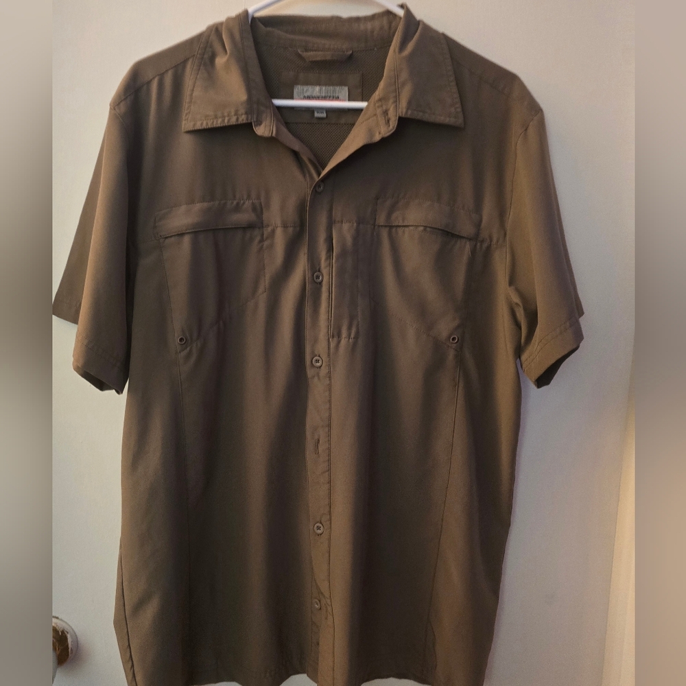Mens Mondetta Olive Vented Zip Pockets Mesh Fishing Hiking Button Down